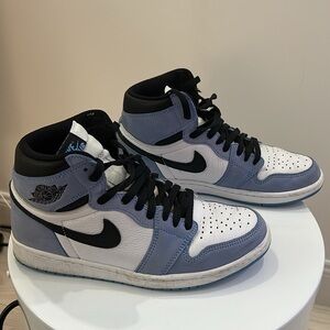 Air Jordan 1 Retro High OG “University Blue” sneakers ‼️SALE‼️